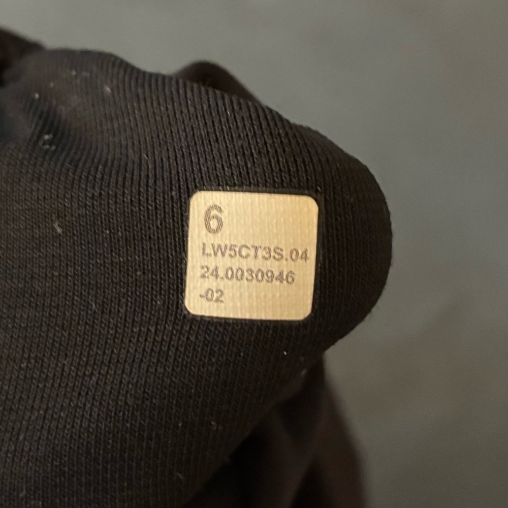 Lululemon Align Leggings Black 25” Size 6 - Picture 4 of 4